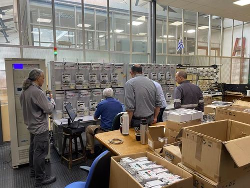 Τελευταίες εταιρικές ειδήσεις για Η GENY παραδίδει με επιτυχία τριών φάσεων δοκιμαστικά παγκάκια στην UTE στην Ουρουγουάη