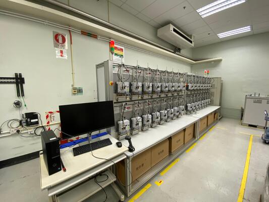 YC1893D Three-Phase Smart Meter Test System with 32 Positions 160A Current Output and Class 0.02 Accuracy